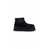 UGG Botas de Tobillo en Ante Negro
