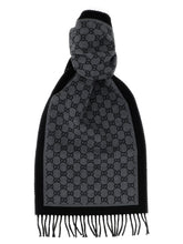 Gucci Gray Wool Scarf