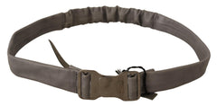 Ceinture en cuir gris avec boucle argentée, style national