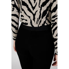 Nur schwarze Viskose-Leggings