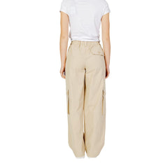 Pantalon en coton beige uniquement