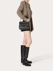 Sac à clous moyen Valentino Garavani Rockstudt en cuir nappa noir