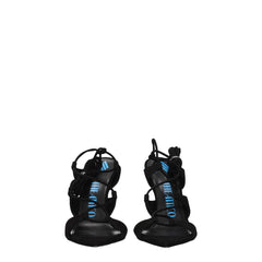 Sandalias de Tacón de Aguja Estrecho en Cuero Negro de The Attico