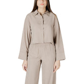 Nur beige Viskosebluse