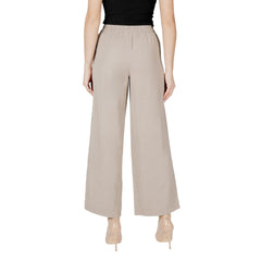 Pantalon en viscose beige uniquement