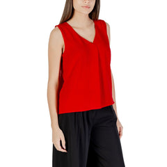 Only Red Tanktop aus recyceltem Polyester