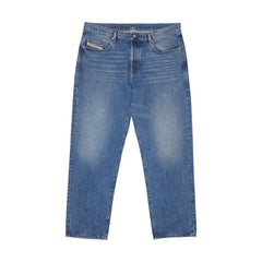 Jean Diesel bleu coton coupe décontractée