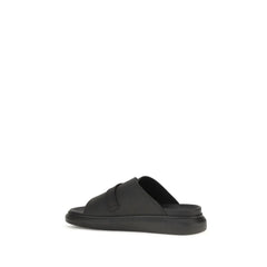 Alexander McQueen Sandálias plataforma pretas em couro de vitela Bos Taurus