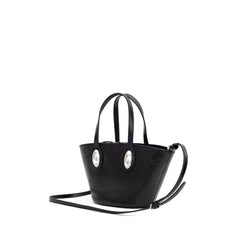 Vista traseira da bolsa Alexander Wang em couro preto liso, destacando as linhas limpas e arquitetônicas.