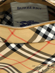 Burberry Beige Polyeesteri Olkalaukku