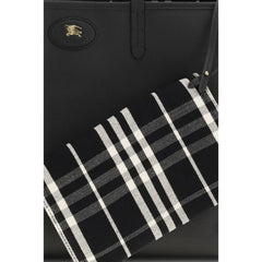 Burberry Sac à Épaule en Cuir de Veau Noir Bos Taurus - Sacs à Épaule