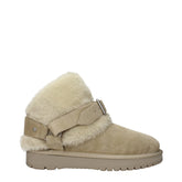 Burberry Grün Leder Knöchelstiefel
