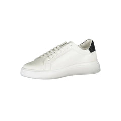 Calvin Klein Sleek White Sneakers with Contrast Accents - Sneakers