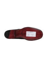 Dolce & Gabbana black calfskin leather Derby dress shoes for men, classic lace-up silhouette with polished finish.