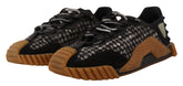 Dolce & Gabbana NS1 sneakers i svart och vitt tyg med kalvläderdetaljer och chunky gummisulor.