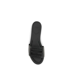 Fendi Black Calf Leather Bos Taurus Flat Sandals