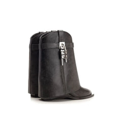 Givenchy Botas de Cano Curto em Pele Preta