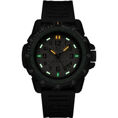 Luminox Fekete Müanyag Sport Óra