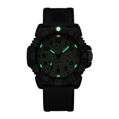 Montre de sport en résine noire Luminox - Montres