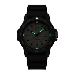 Luminox Černé sportovní hodinky z pryskyřice - Hodinky