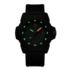 Montre de sport en caoutchouc noir Luminox - Montres