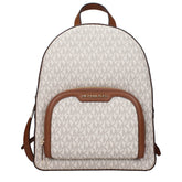 Zaino Michael Kors beige in tessuto con motivo monogram distintivo e rifiniture in pelle color cuoio in una vista studio frontale.