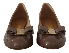 Salvatore Ferragamo Elegant Caraway Brown Pumps with Vara Bow - EU35/US4.5 - Heels