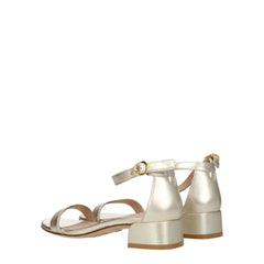 Stuart Weitzman Gold Leather Flat Sandals - EU36/US6