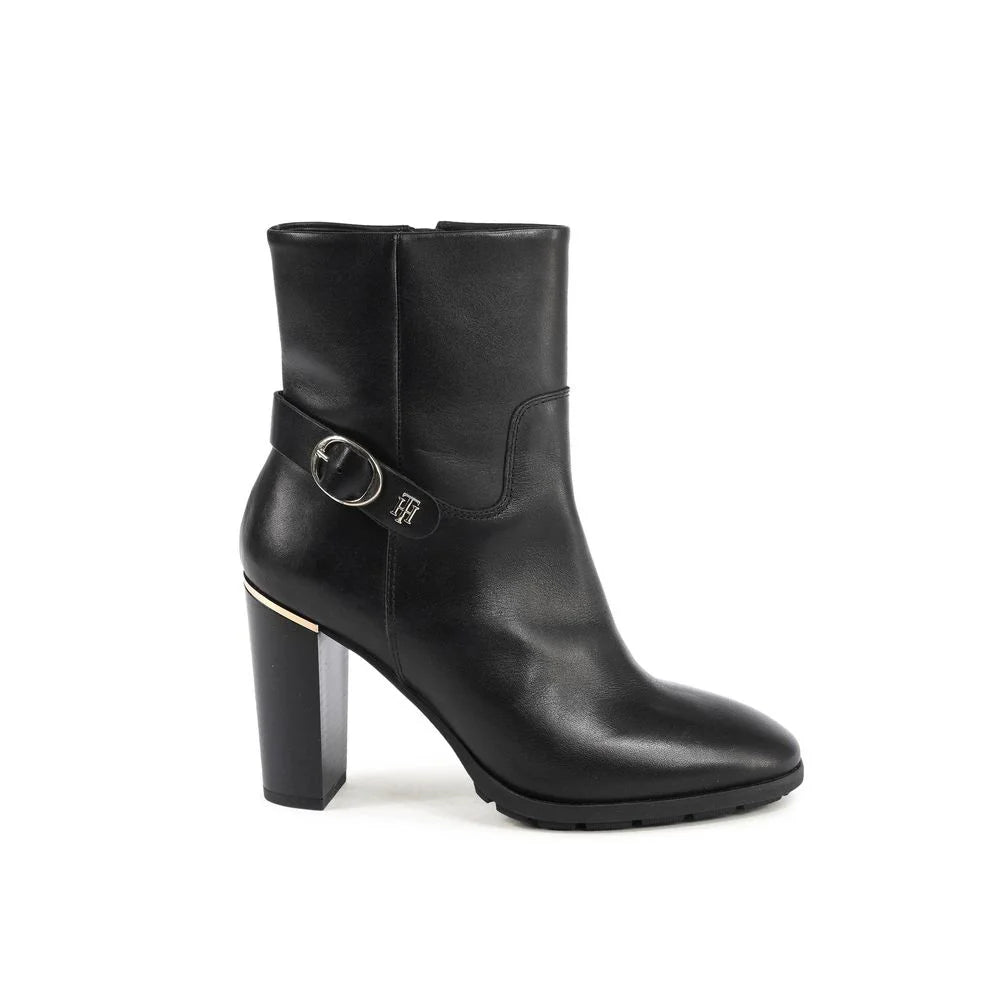 Tommy Hilfiger Black Leather Ankle Boots - EU39/US9