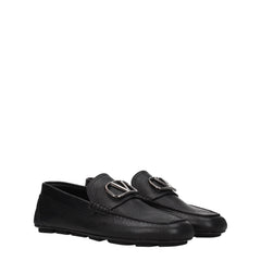 Pantofi mocasini slip-on din piele neagră Valentino Garavani - EU40/US7
