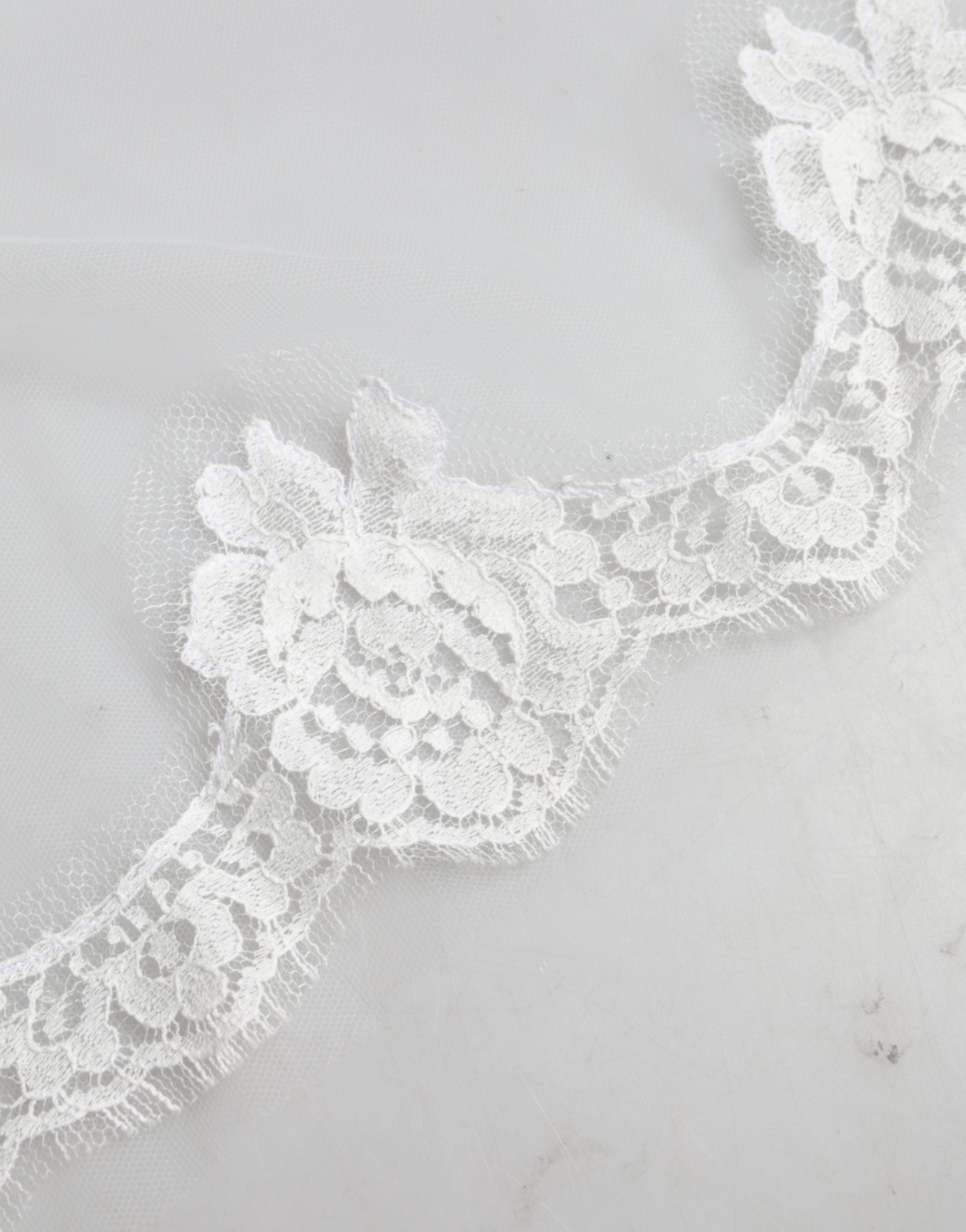 Dolce & Gabbana White Floral LaceNylon Floor Length 3M Long Veil