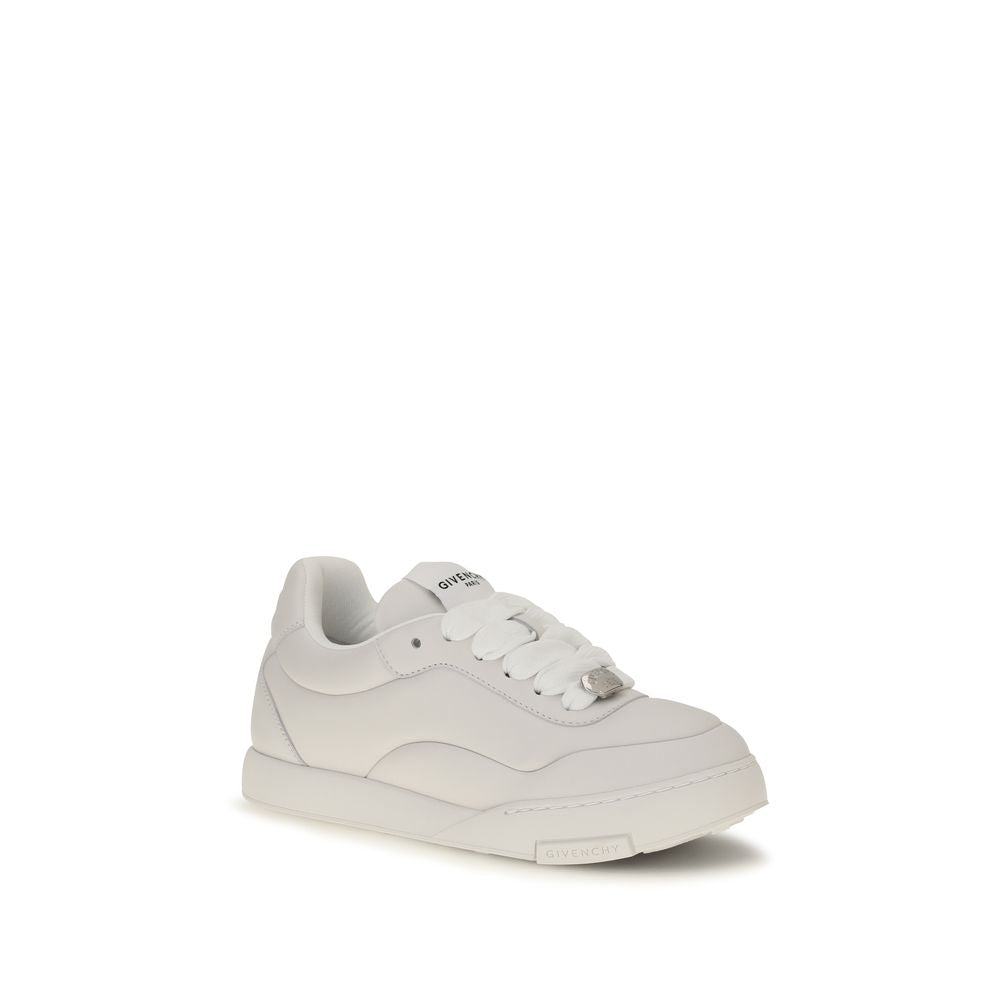 Zapatillas blancas de cordero Ovis Aries de Givenchy