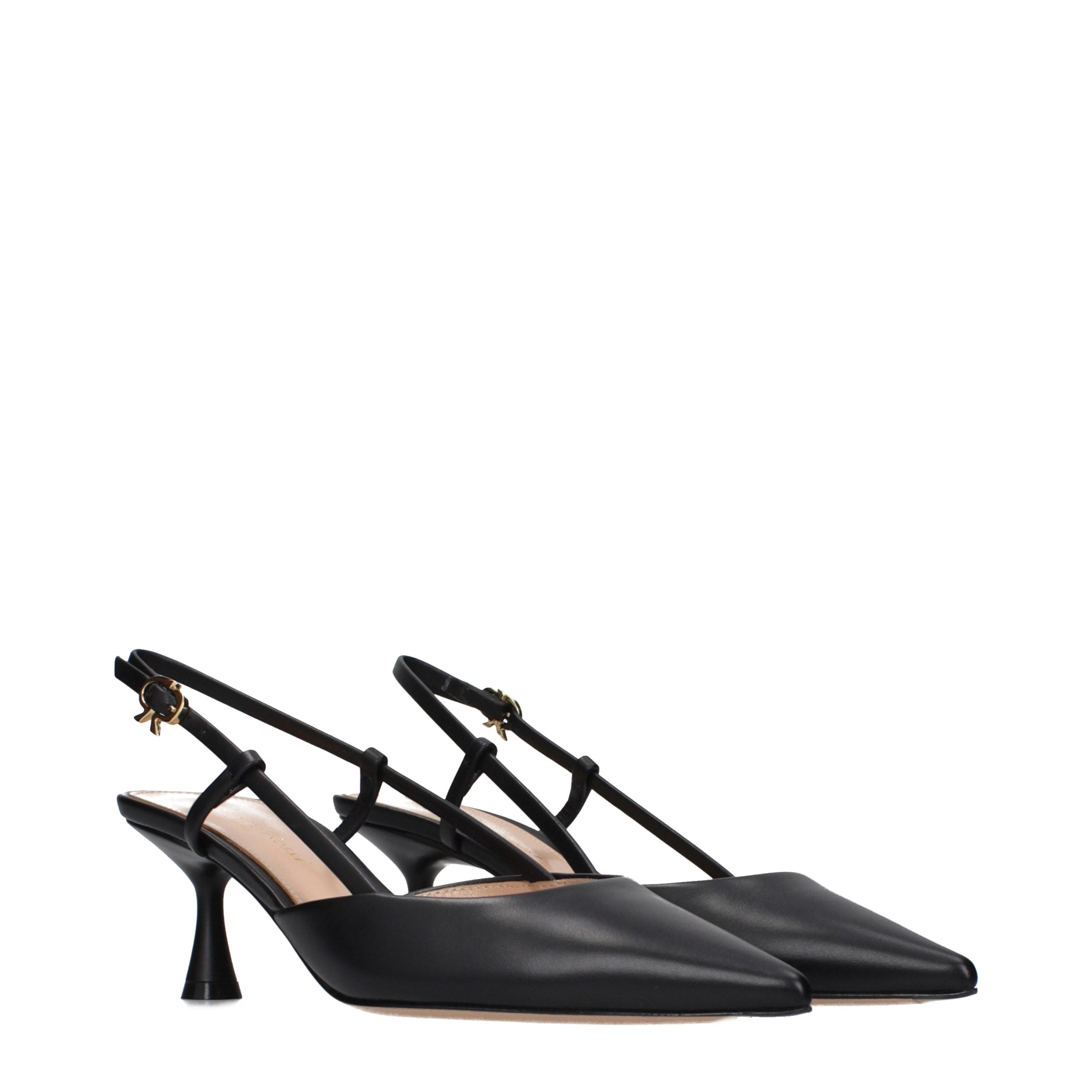 Gianvito Rossi Black Leather Mid Heel Pumps
