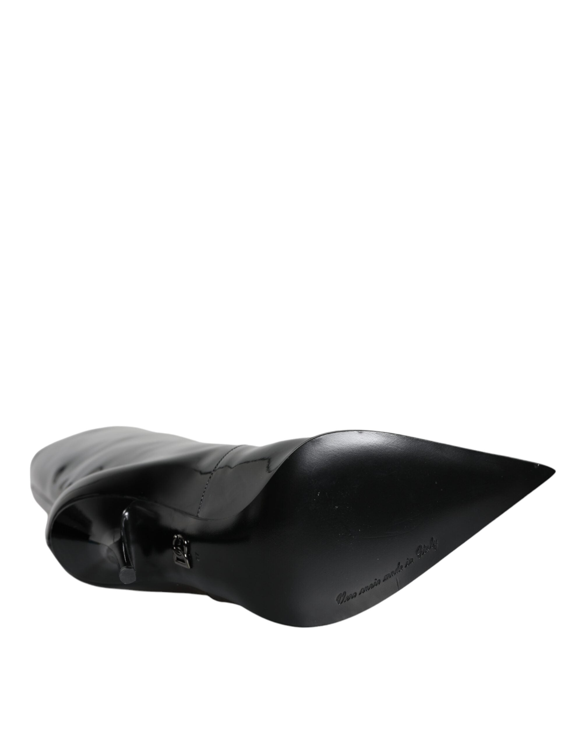 Dolce &amp; Gabbana Stiefel aus schwarzem Lackleder, mittelhoch geschnitten
