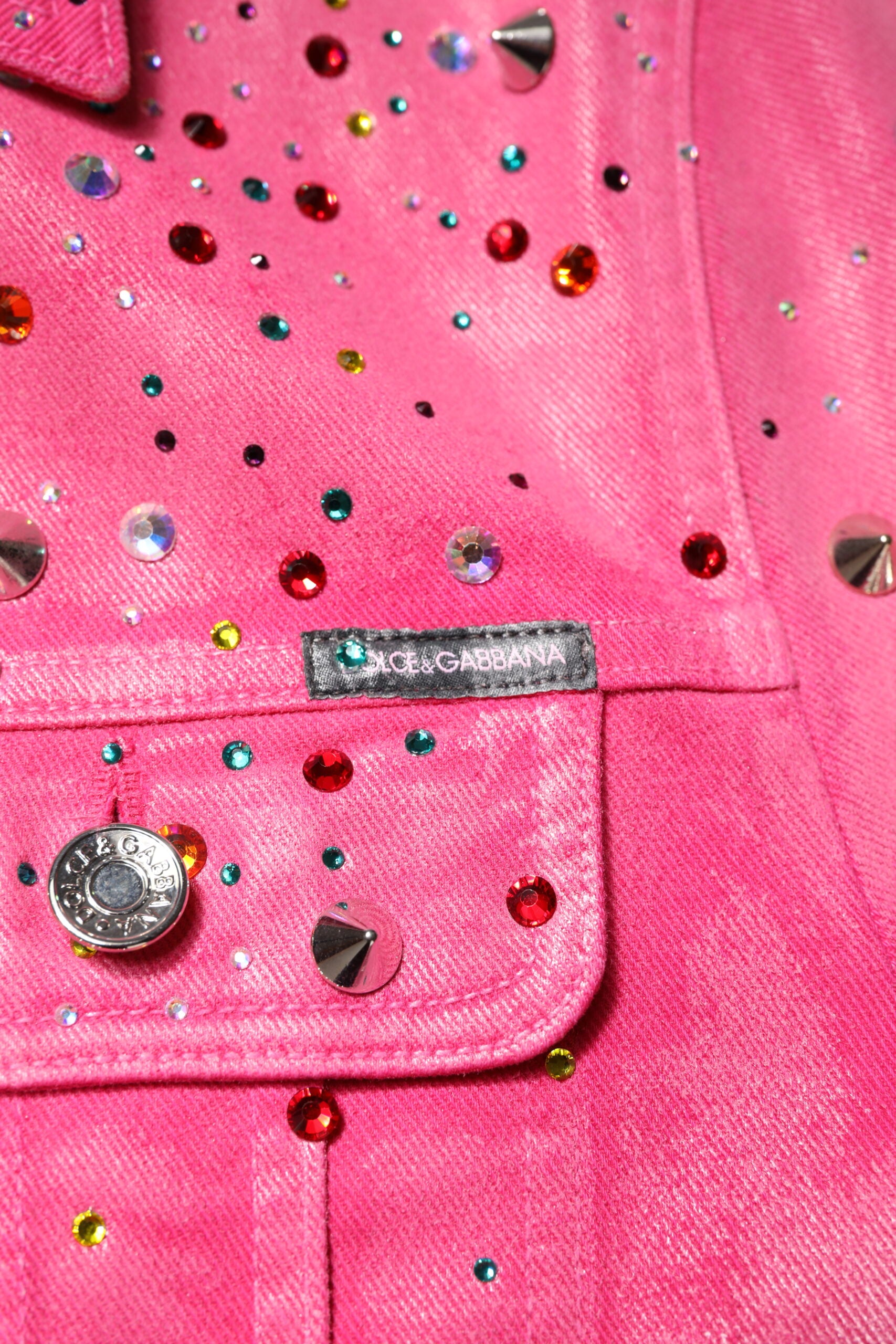 Dolce &amp; Gabbana Jeansjacke aus Baumwolle mit rosa Kristallverzierungen