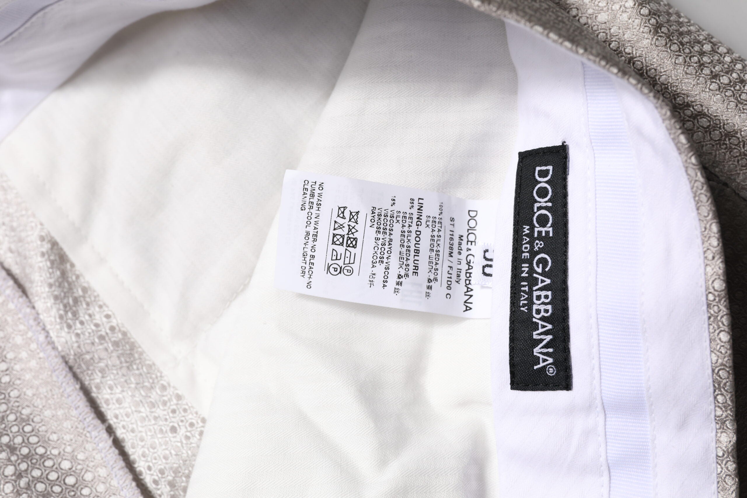 Dolce &amp; Gabbana zweiteiliger Anzug aus hellgrauer Jacquard-Seide mit Punkten