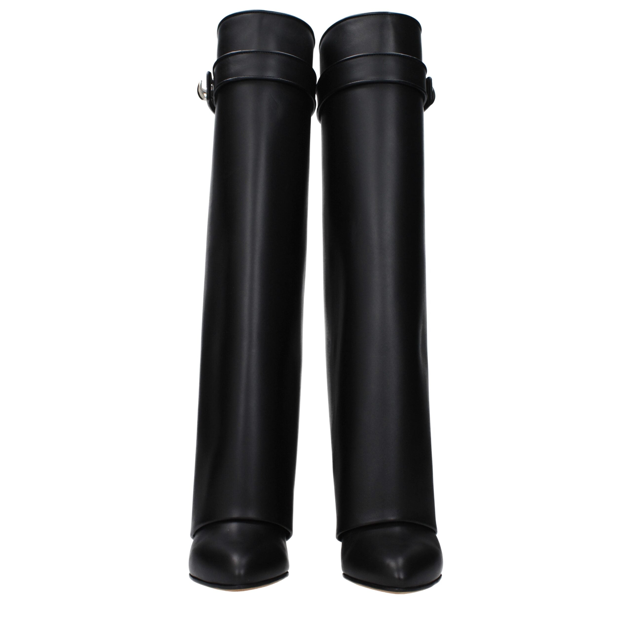 Schwarze Lederstiefel von Givenchy