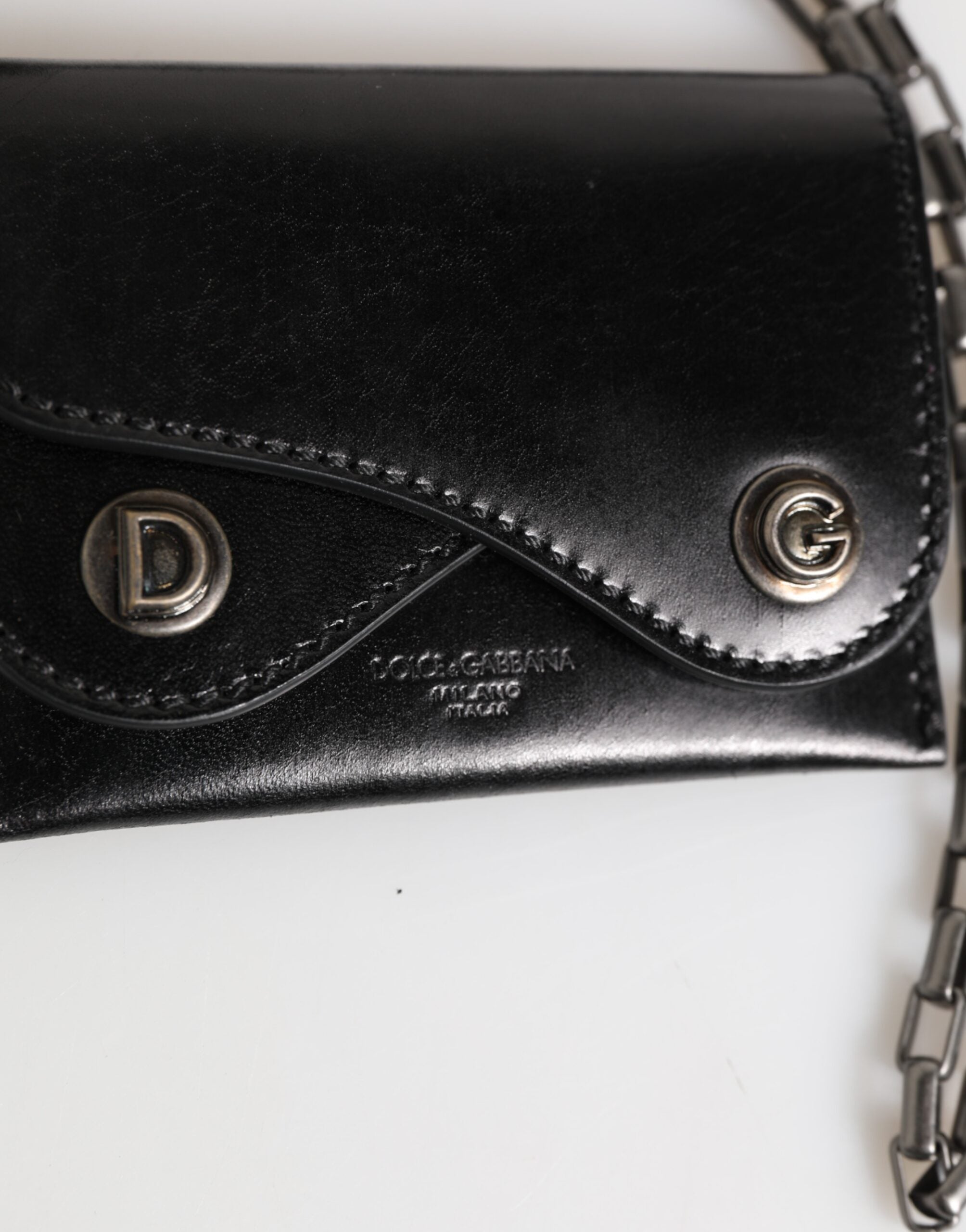 Portefeuille Dolce &amp; Gabbana en cuir noir Cavallo avec chaîne et fermeture à pression, porte-cartes à deux volets