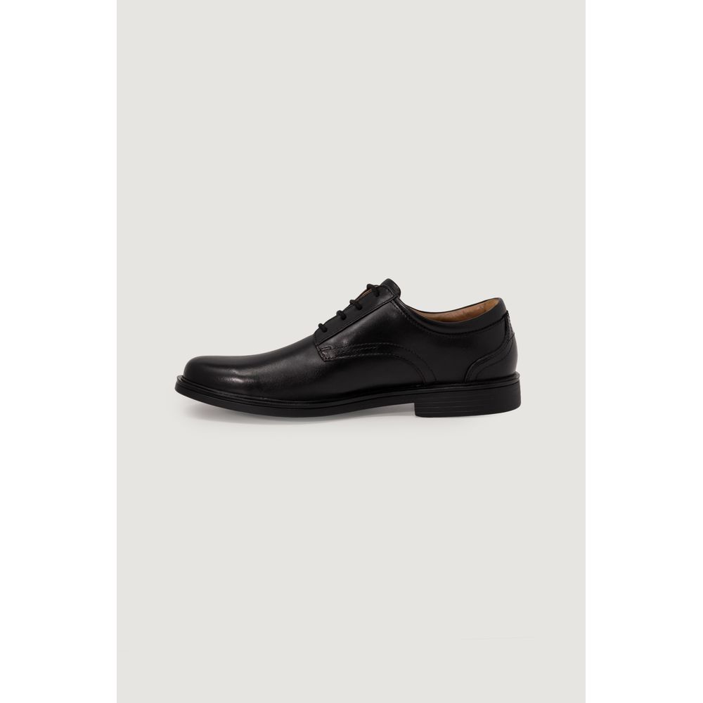 Clarks Scarpe Oxford in Pelle Nera Modello Derby