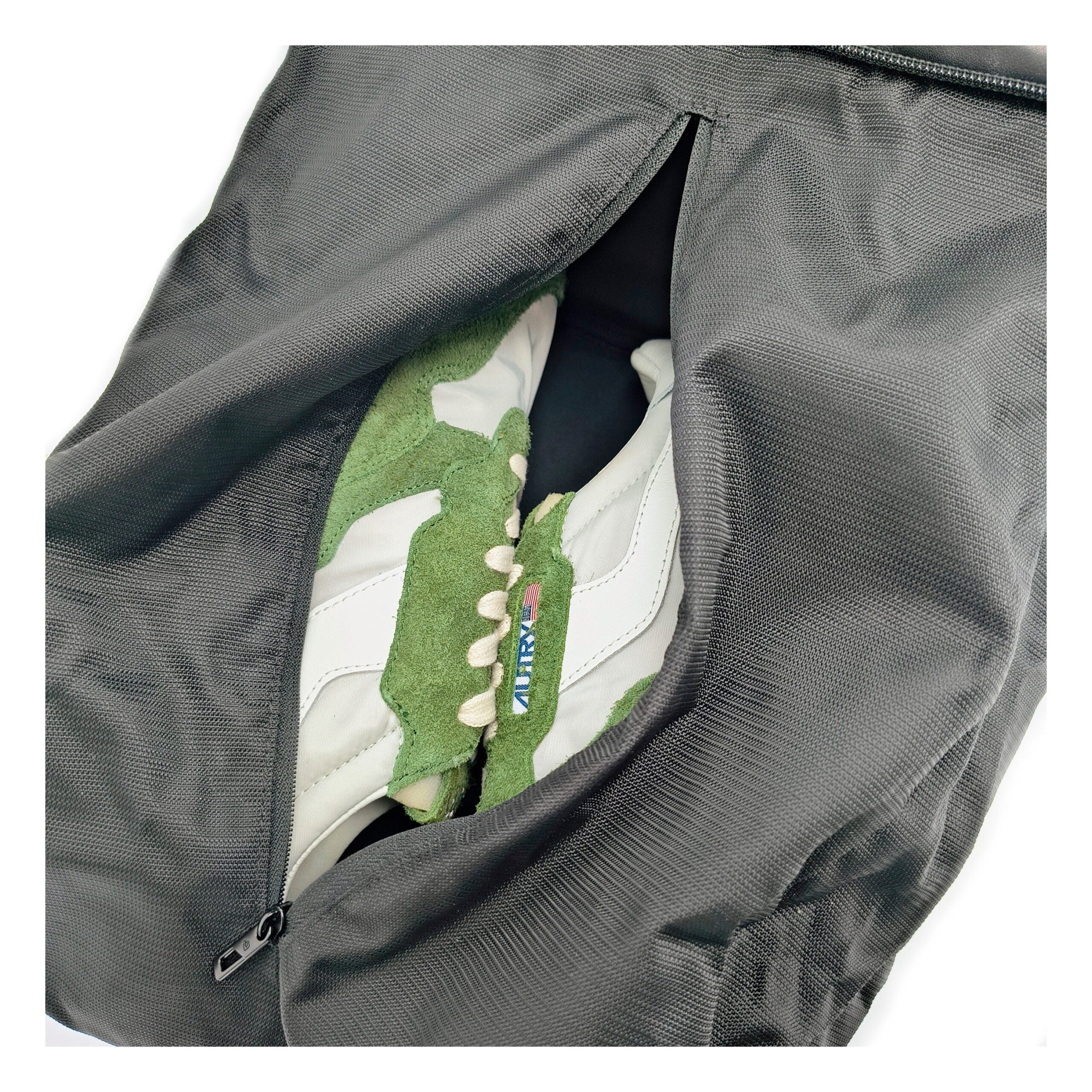 Piquadro Black Leather Backpacks