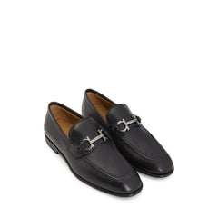Salvatore Ferragamo Slipper aus schwarzem Kalbsleder