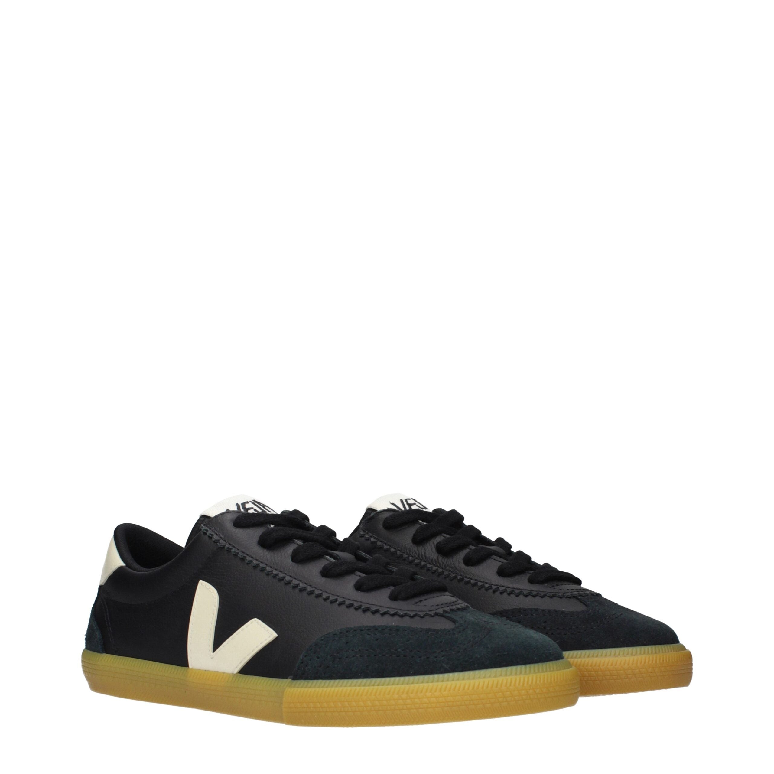 Sneakers basse in pelle nera Veja