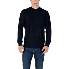 Armani Exchange Blue Marabou Sweatshirt - IT44 | S - Sweatshirts