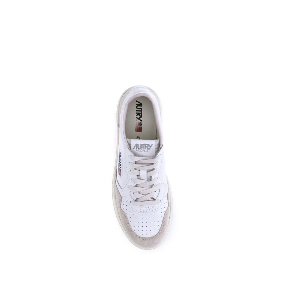 Autry White Calf Leather Bos Taurus Low Top Sneakers