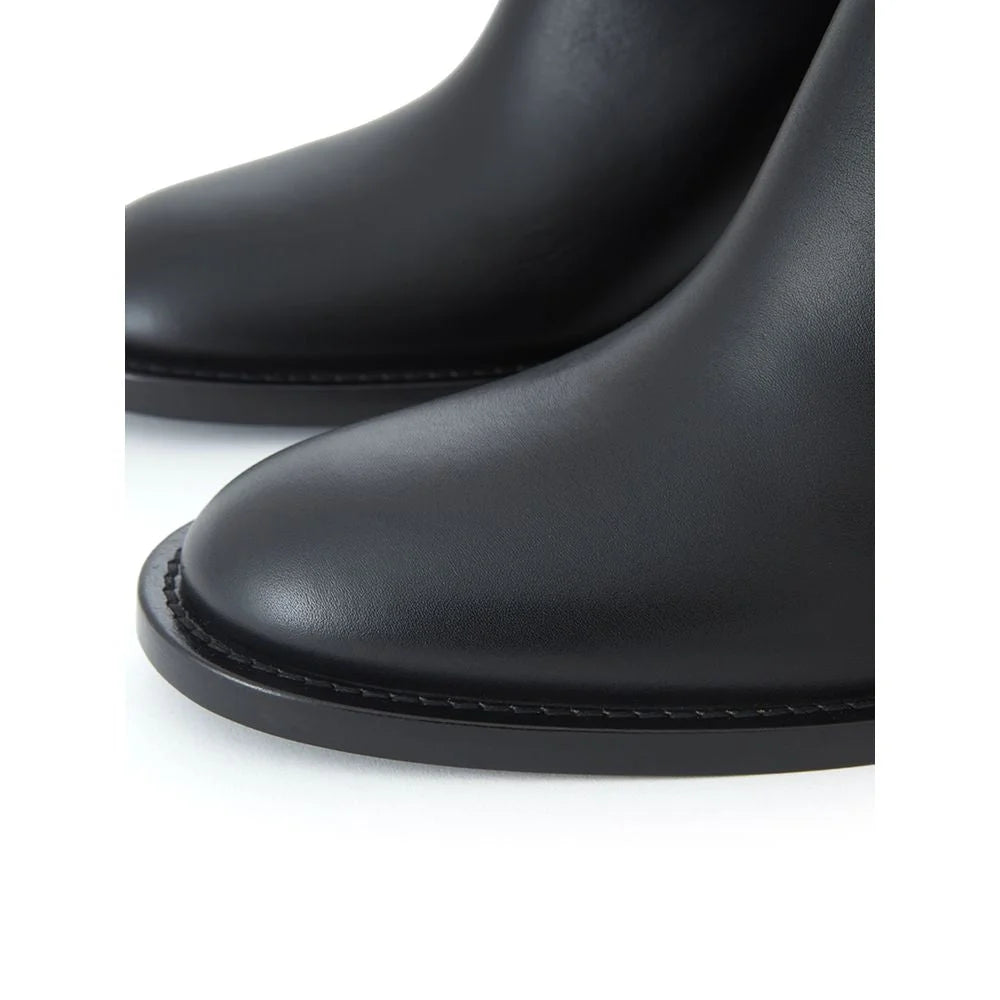 Burberry Black Leather Boot - Boots