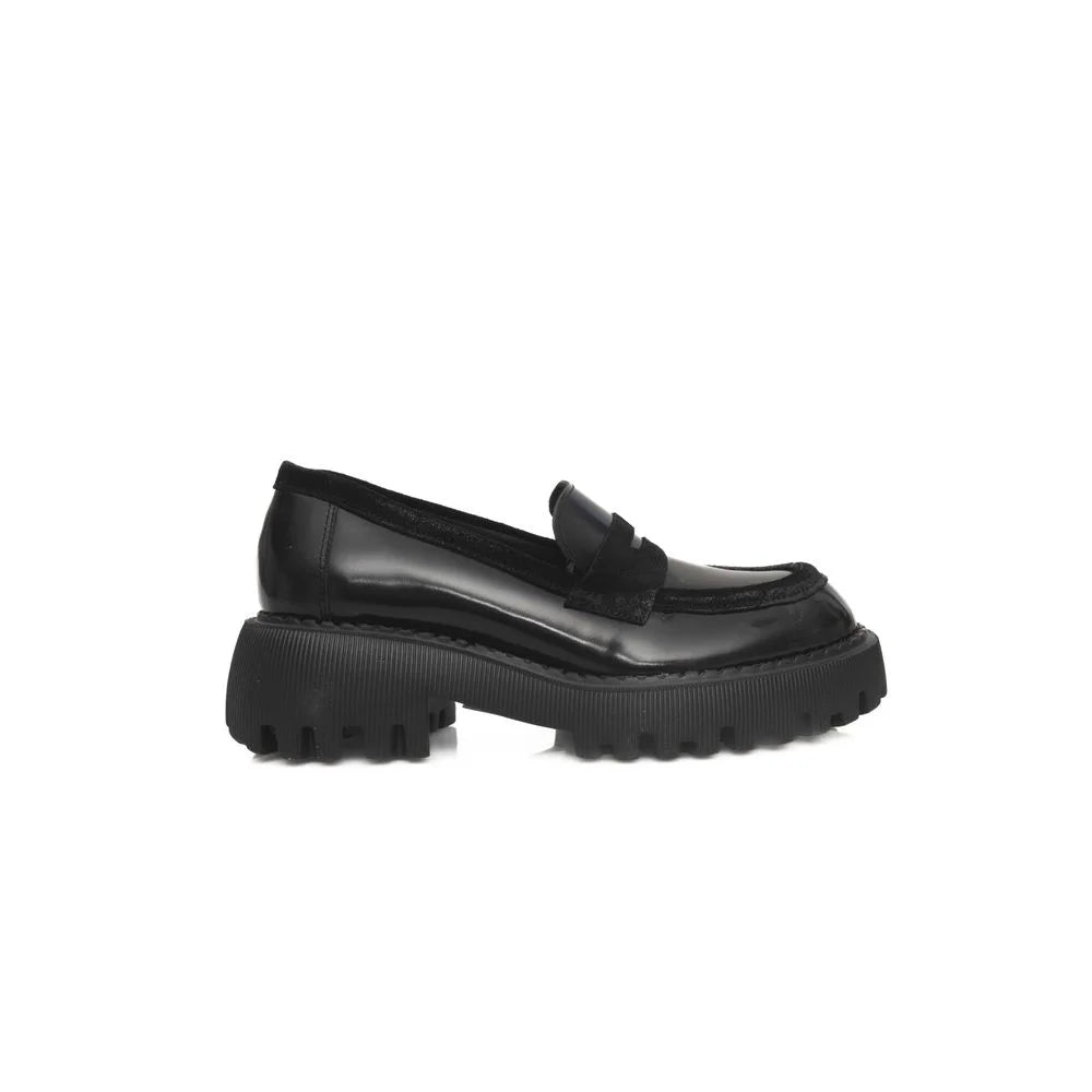 Cerruti 1881 Black Calfskin Women Loafer - EU38/US8 - Flats