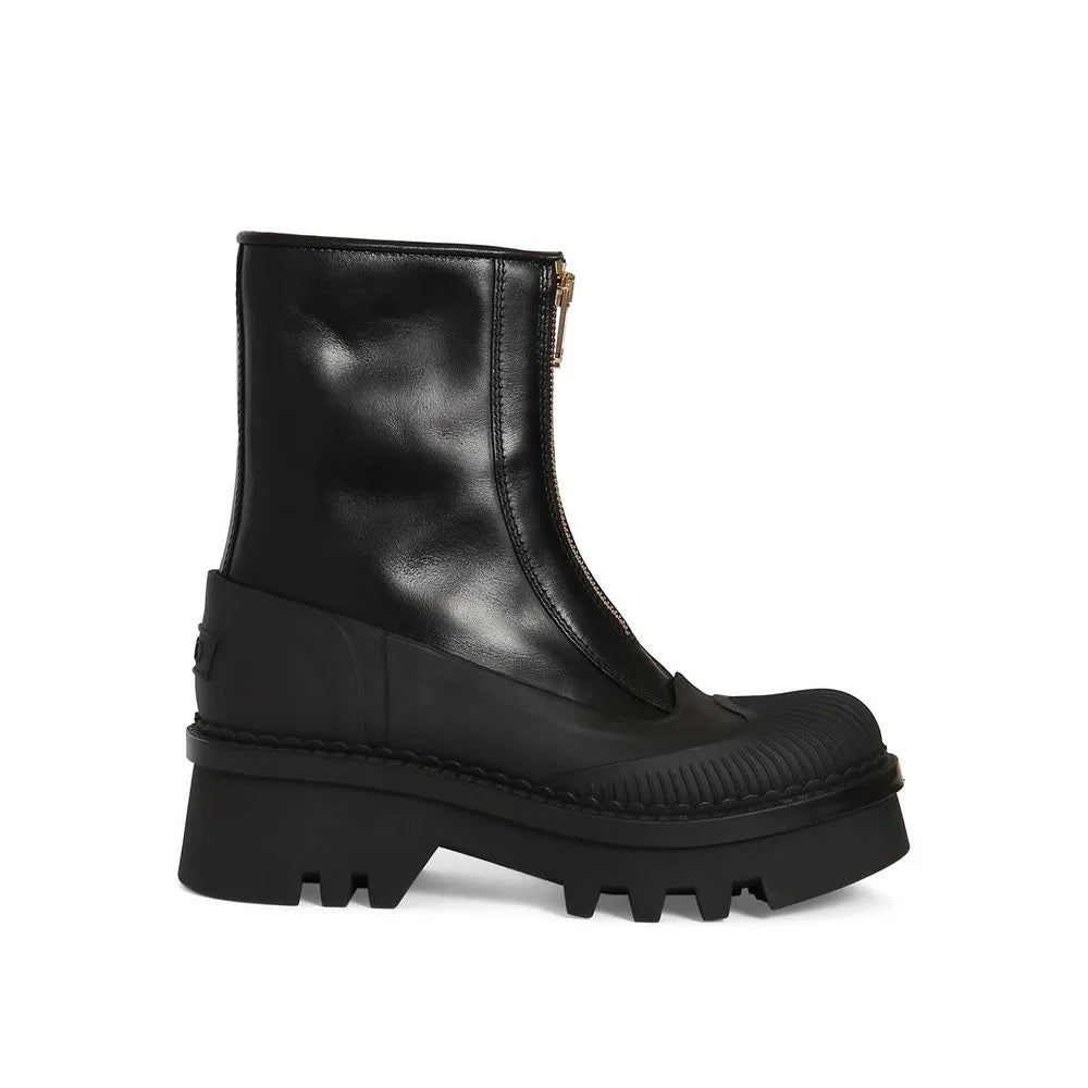 Chloé Black Calfskin Lace-Up Boots - Boots