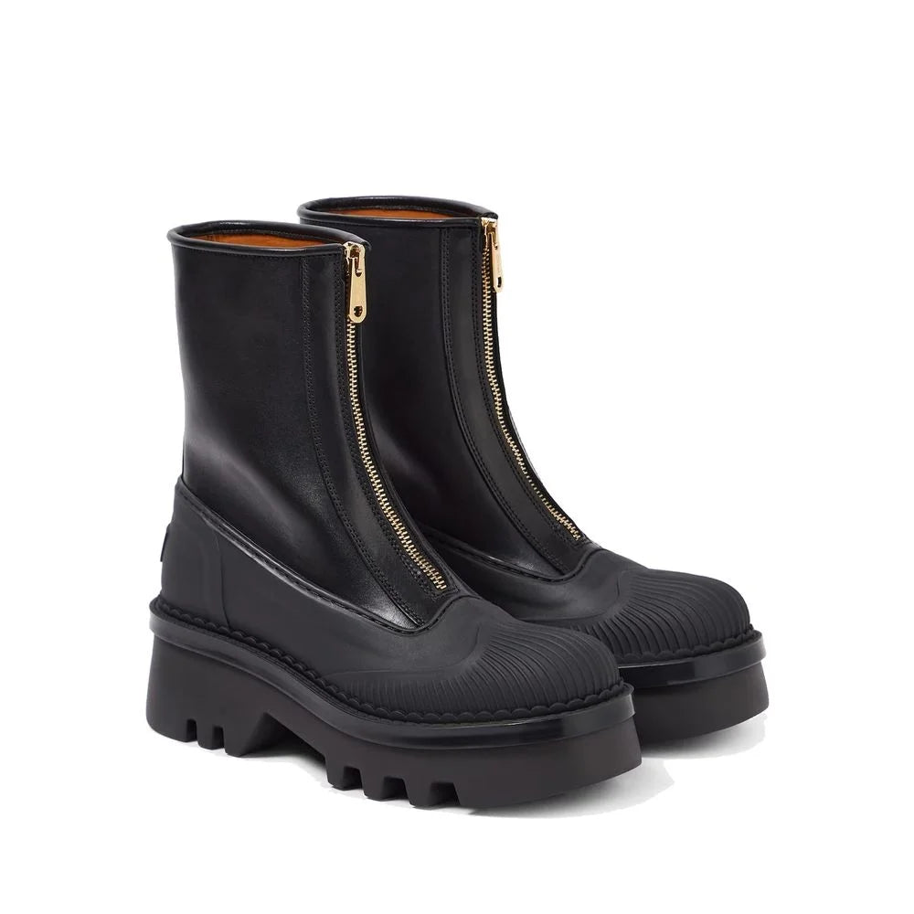 Chloé Black Calfskin Lace-Up Boots - Boots