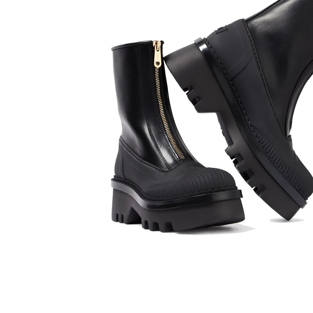 Chloé Black Calfskin Lace-Up Boots - Boots