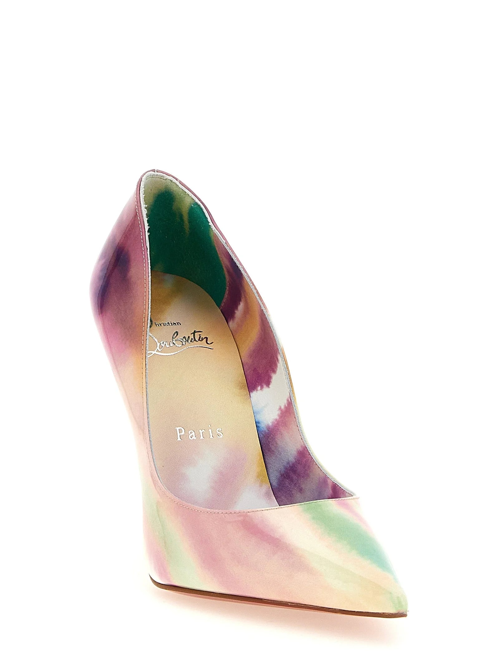 Profil latéral des escarpins pointus Christian Louboutin en cuir multicolore avec un fin talon aiguille de 100 mm.